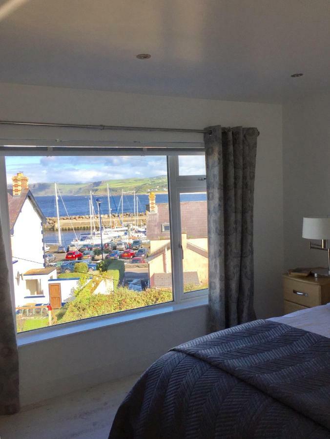 Villa Beachview House à Ballycastle Extérieur photo